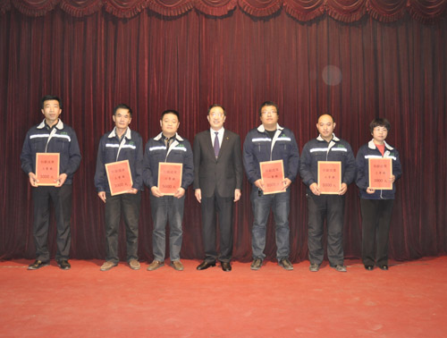 2014德源環(huán)氧樹脂年終表彰會(huì)1